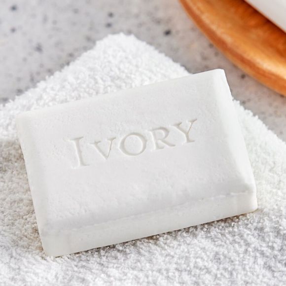Ivory CLEAN Bar Soap Lot of 4 PACKS of 3 Bars - Picture 1 of 8